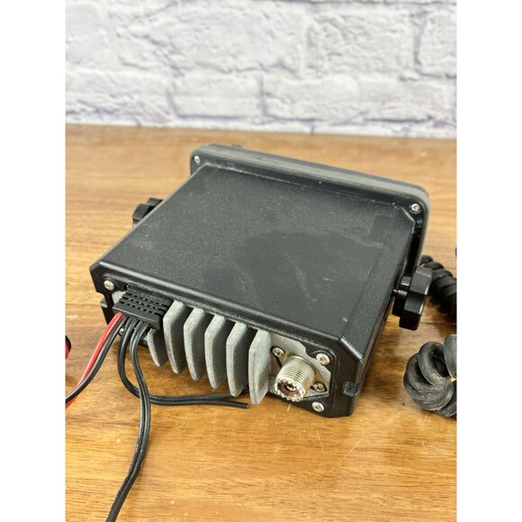 Icom IC-M422 Marine VHF Radio w/Microphone - Picture 10 of 11